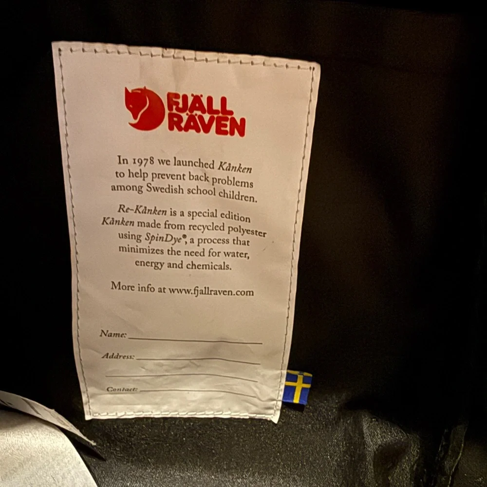 Fjallraven Kånken Classic Black Backpack - Picture 2 of 6